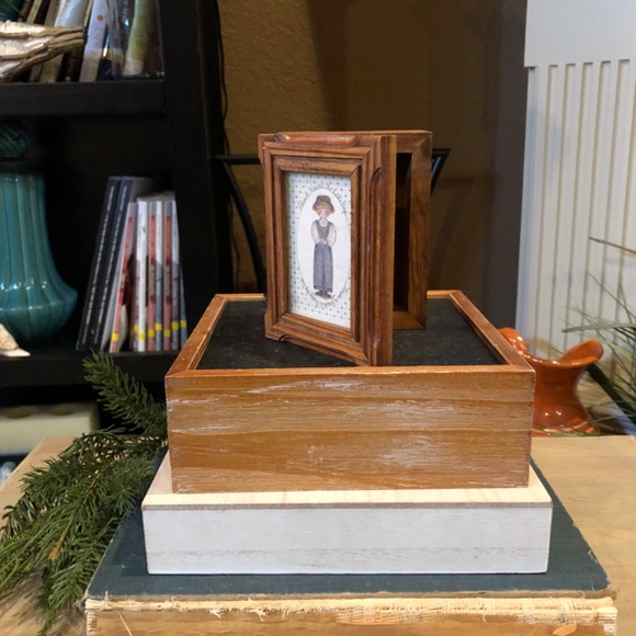 Vintage Wooden Jewelry Box - Picture 2 of 6